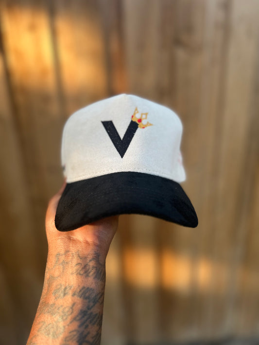 Hat (VIIBEZ)